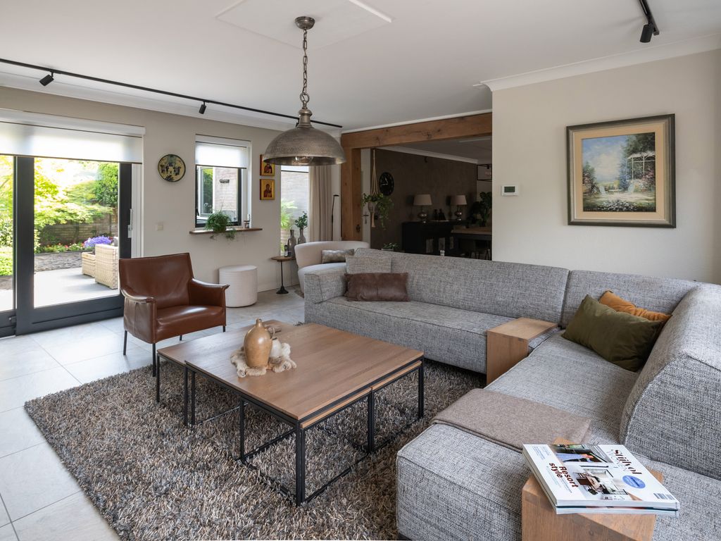 Leeghwaterstraat 10, Ridderkerk