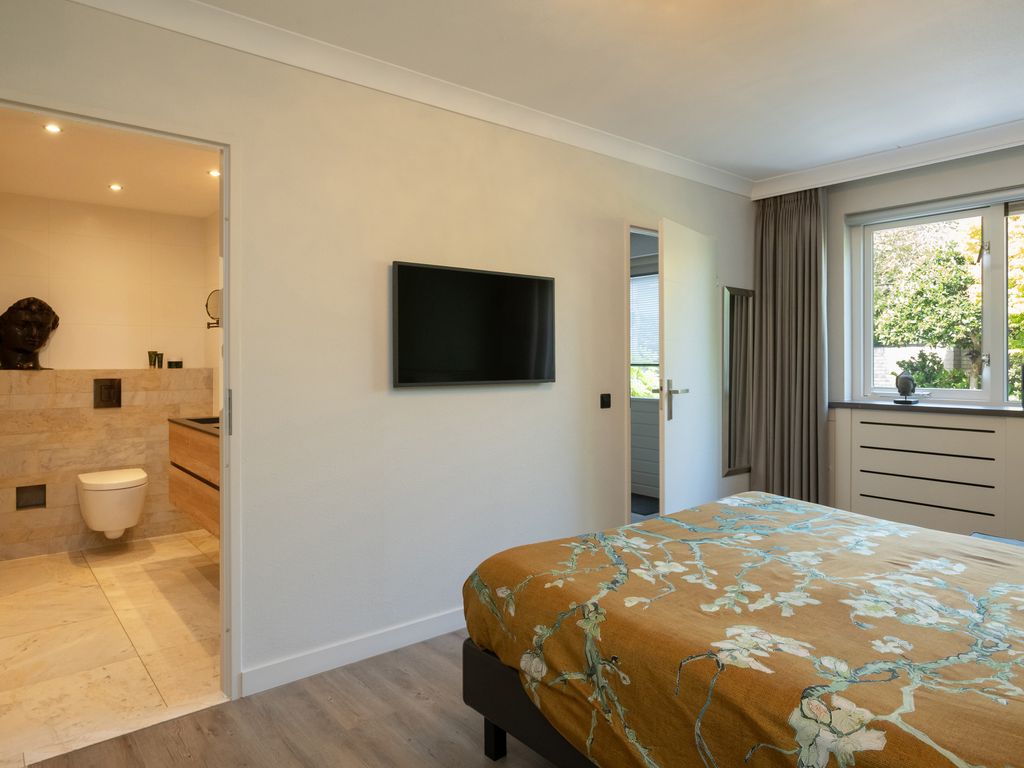 Leeghwaterstraat 10, Ridderkerk