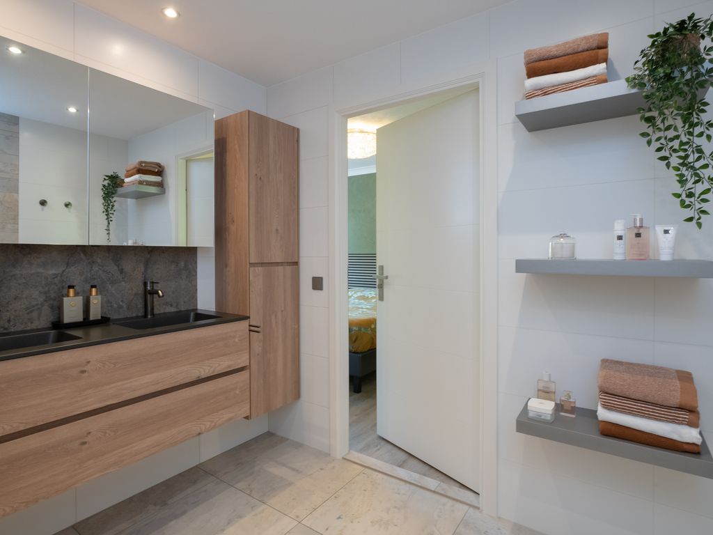 Leeghwaterstraat 10, Ridderkerk