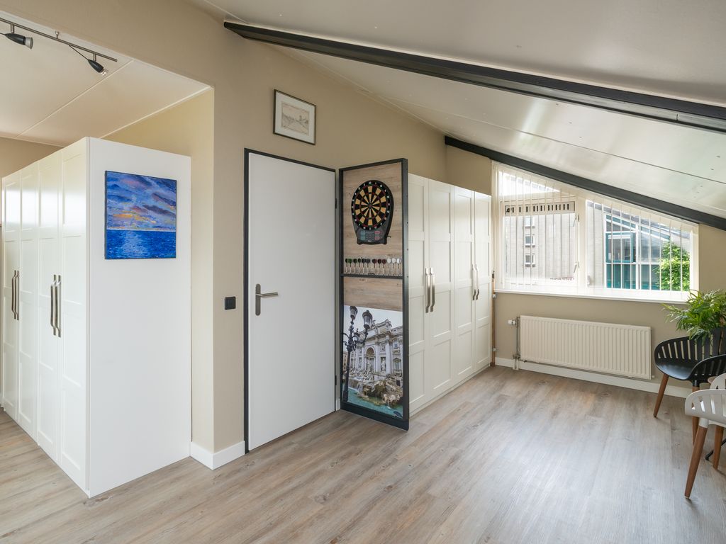 Leeghwaterstraat 10, Ridderkerk