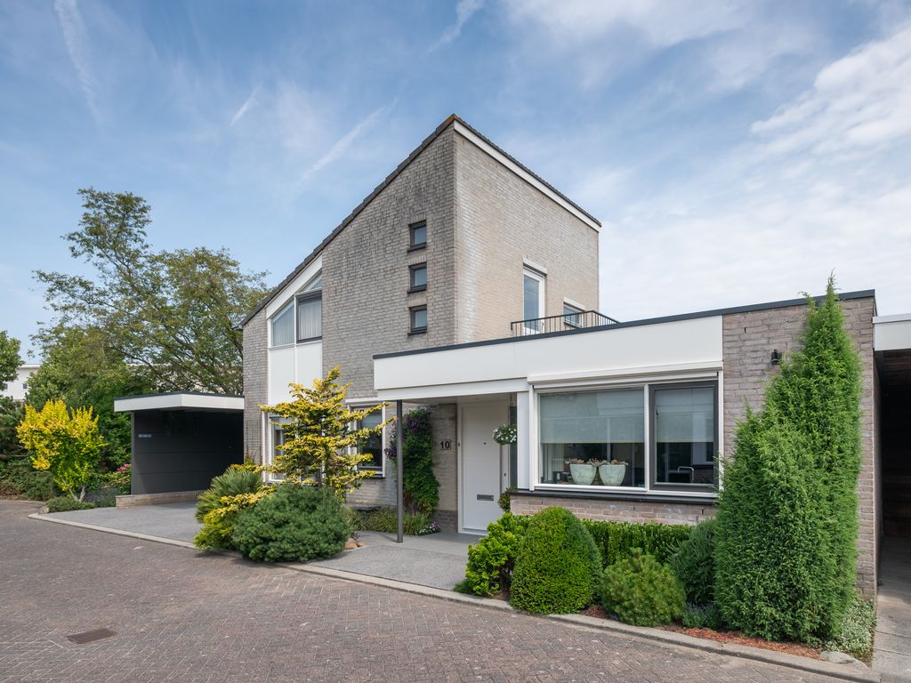 Leeghwaterstraat 10, Ridderkerk