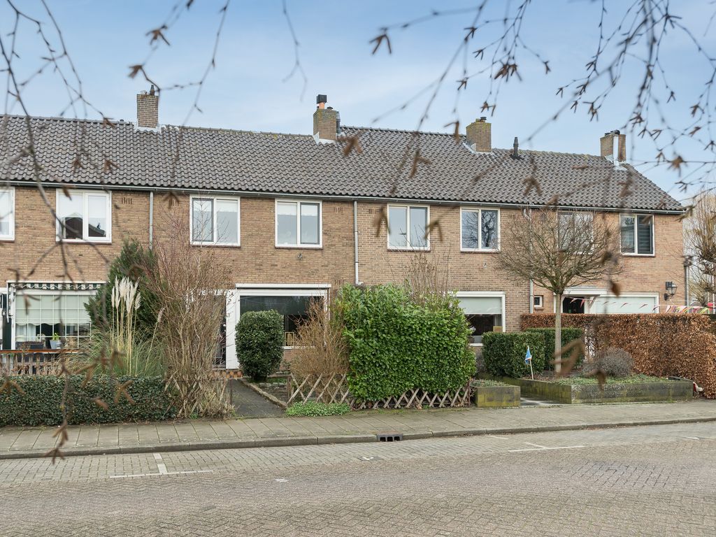 Vondelstraat 3, Hendrik-Ido-Ambacht