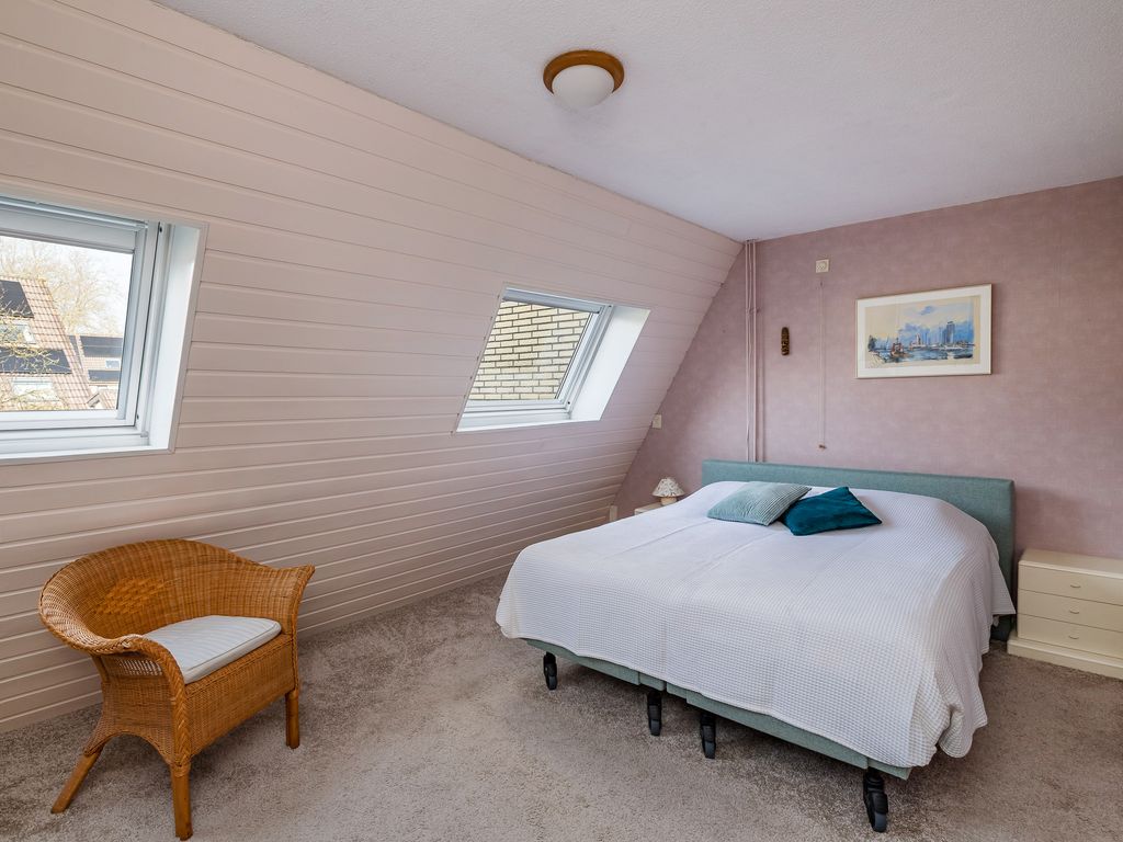 Fazant 64, Ridderkerk