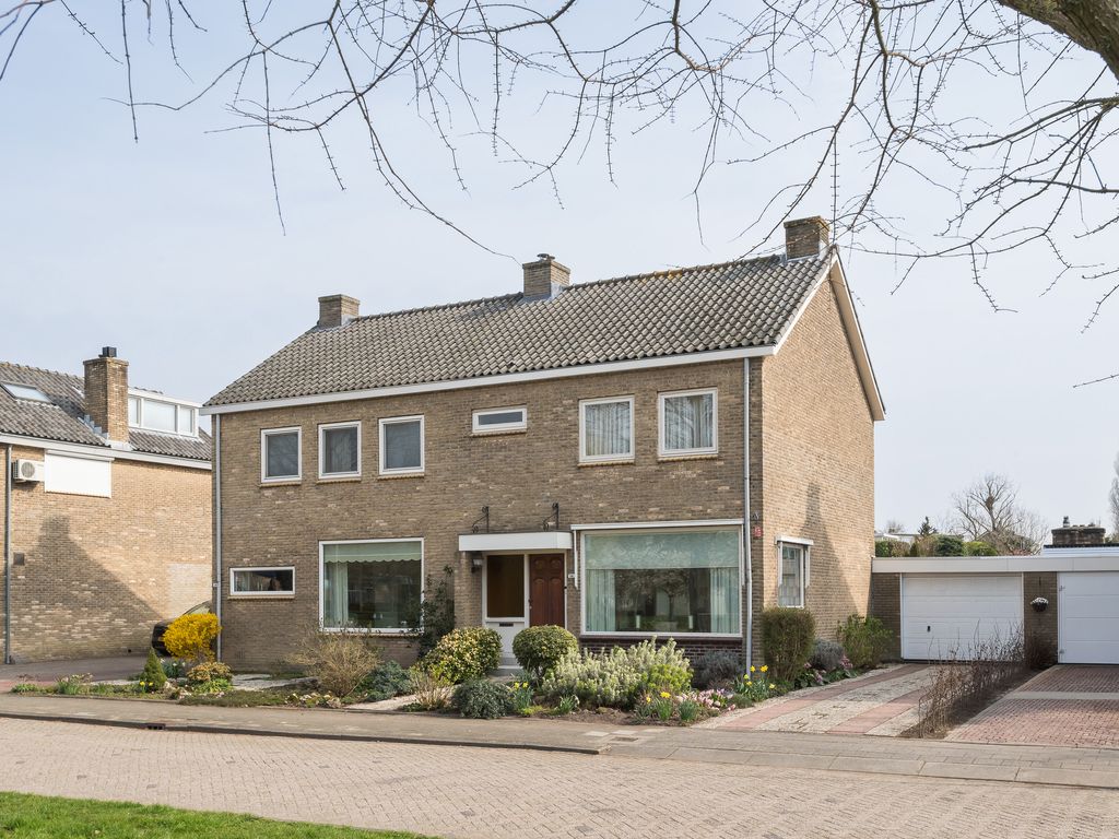 Ferdinand Bolstraat 26, Ridderkerk