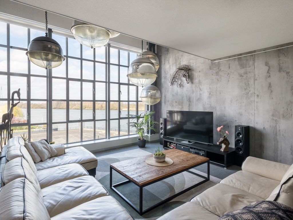 Drierivierenlaan 33, Ridderkerk