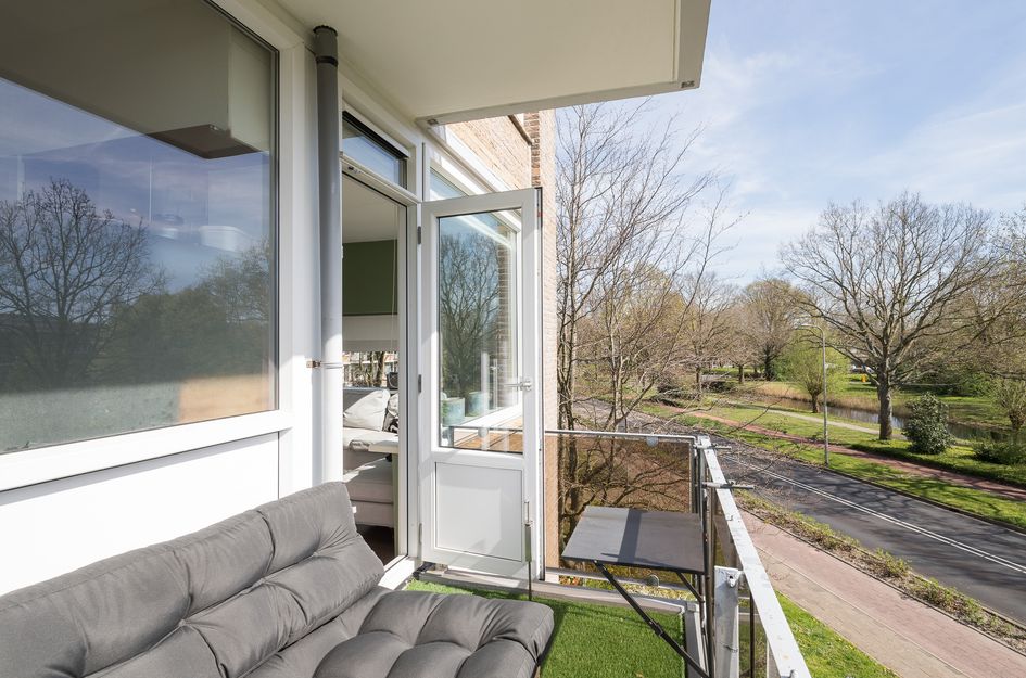 A.M. de Jongstraat 227