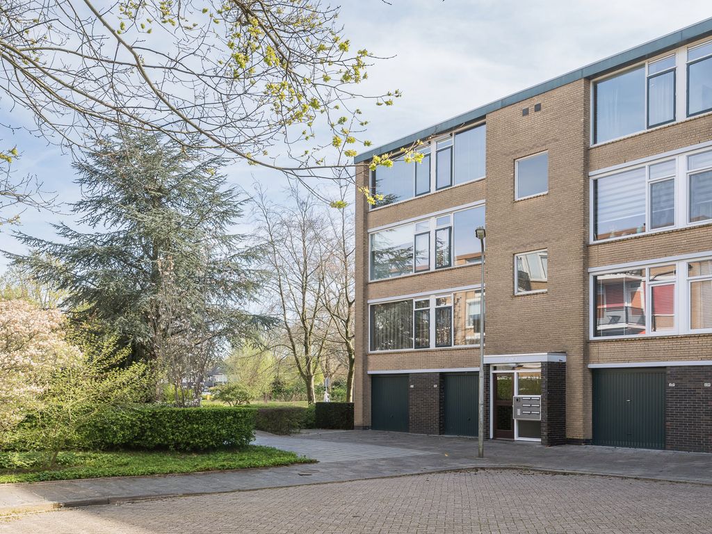 A.M. de Jongstraat 227, Ridderkerk