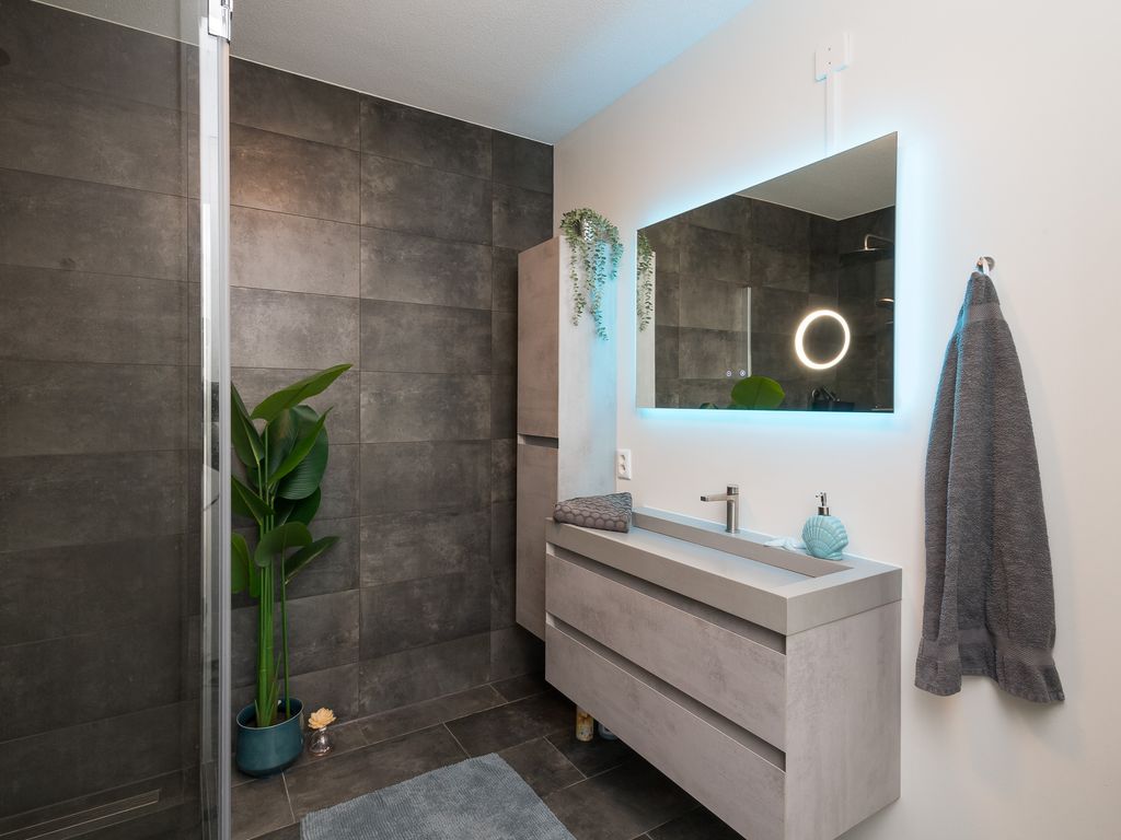 Amer 86, Barendrecht