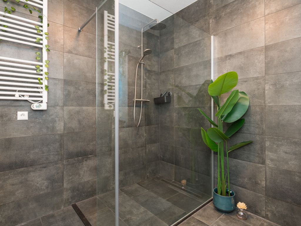 Amer 86, Barendrecht