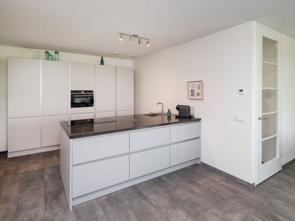 Amer 86, Barendrecht