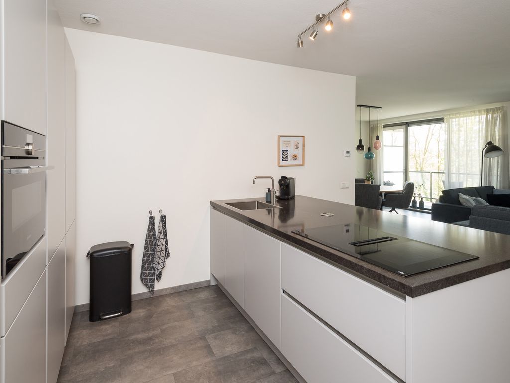 Amer 86, Barendrecht