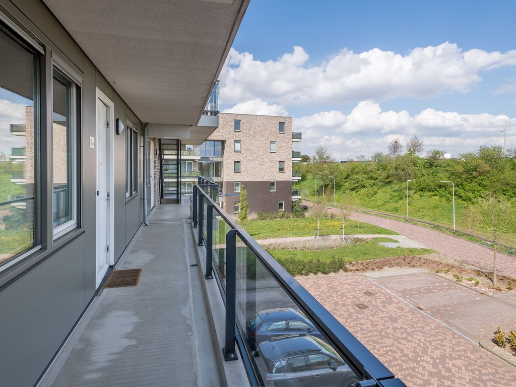 Amer 86, Barendrecht