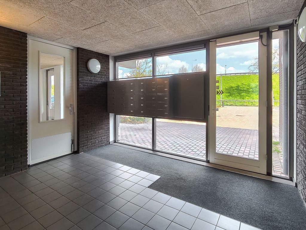 Amer 86, Barendrecht