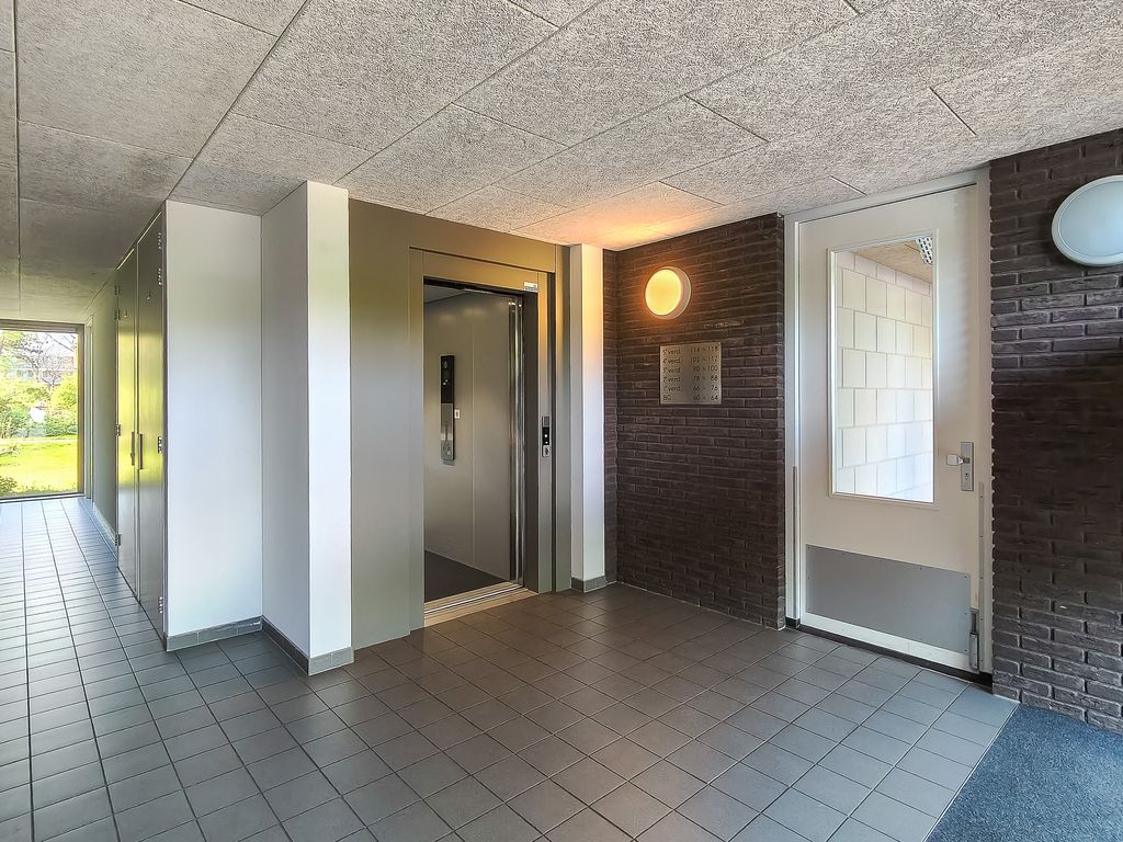 Amer 86, Barendrecht