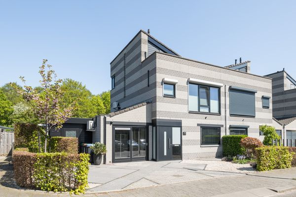 Van der Waalsstraat 40