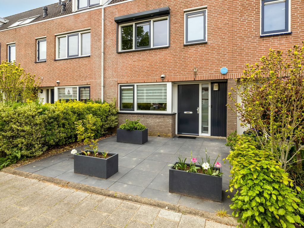 Erasmuslaan 61, Ridderkerk