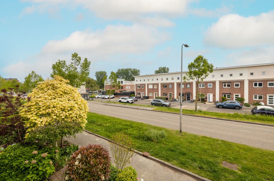 Erasmuslaan 61