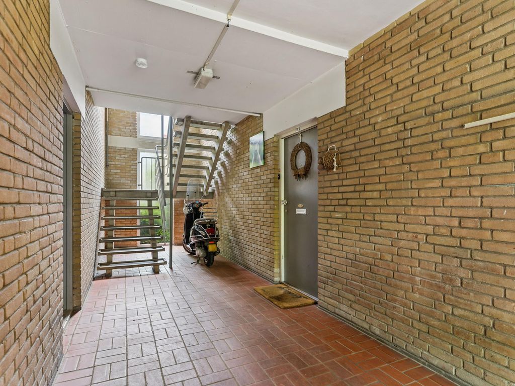 Burg de Zeeuwstraat 192, Ridderkerk