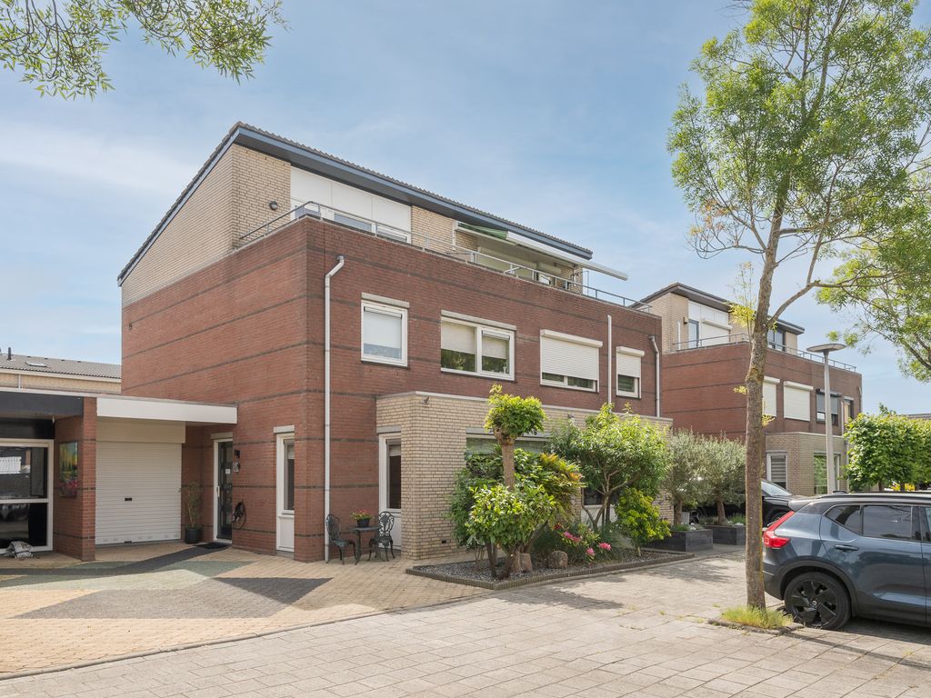 Aalborg Haackslaan 7, Hendrik-Ido-Ambacht