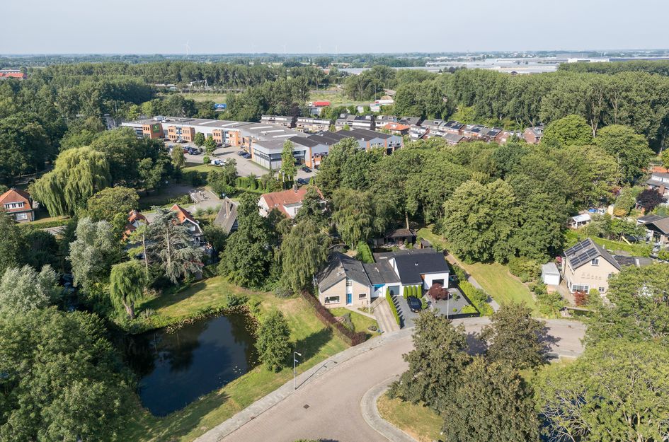 Klooslaan 1