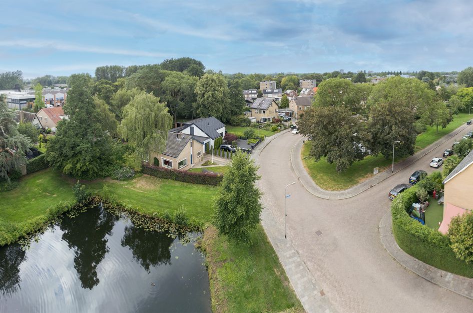 Klooslaan 1