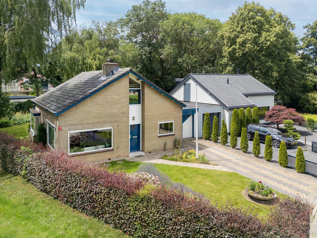 Klooslaan 1, Ridderkerk