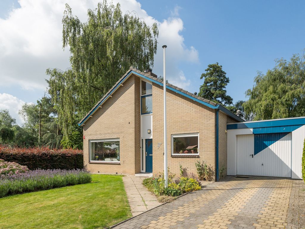 Klooslaan 1, Ridderkerk