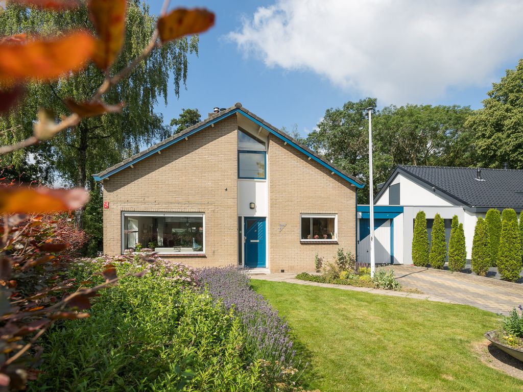 Klooslaan 1, Ridderkerk