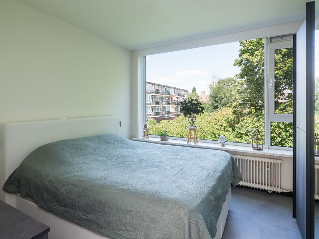 Burg de Zeeuwstraat 414, Ridderkerk