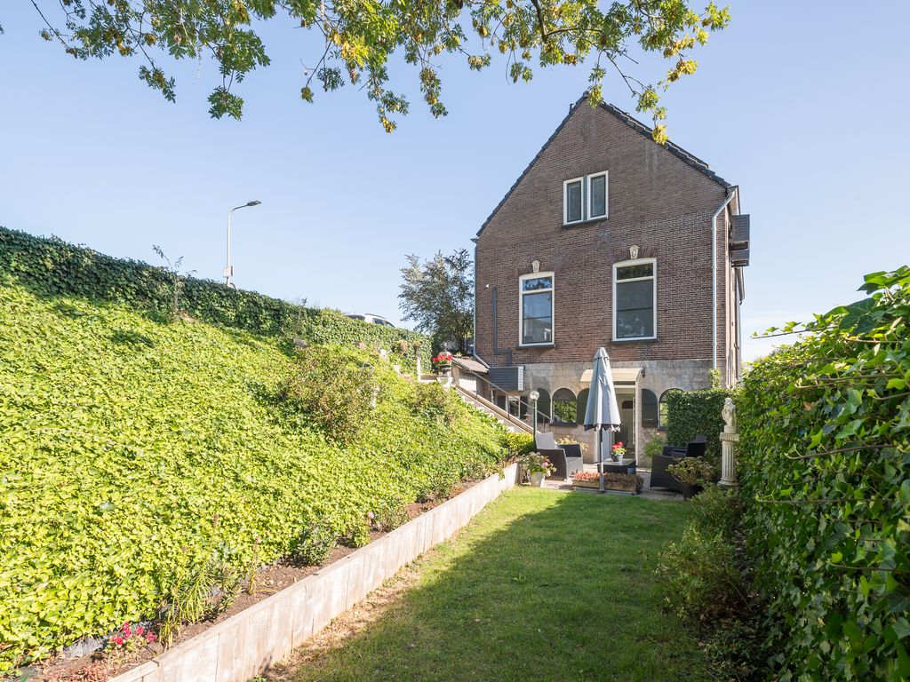 Westmolendijk 16, Ridderkerk