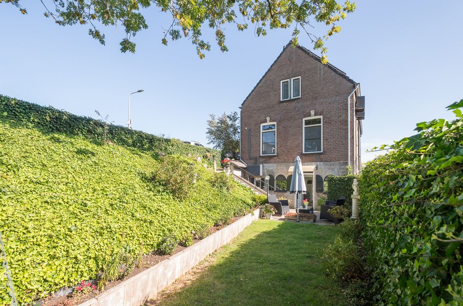 Westmolendijk 16
