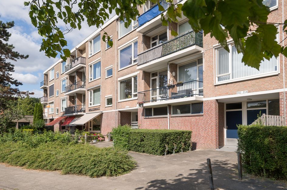 Burg de Zeeuwstraat 356