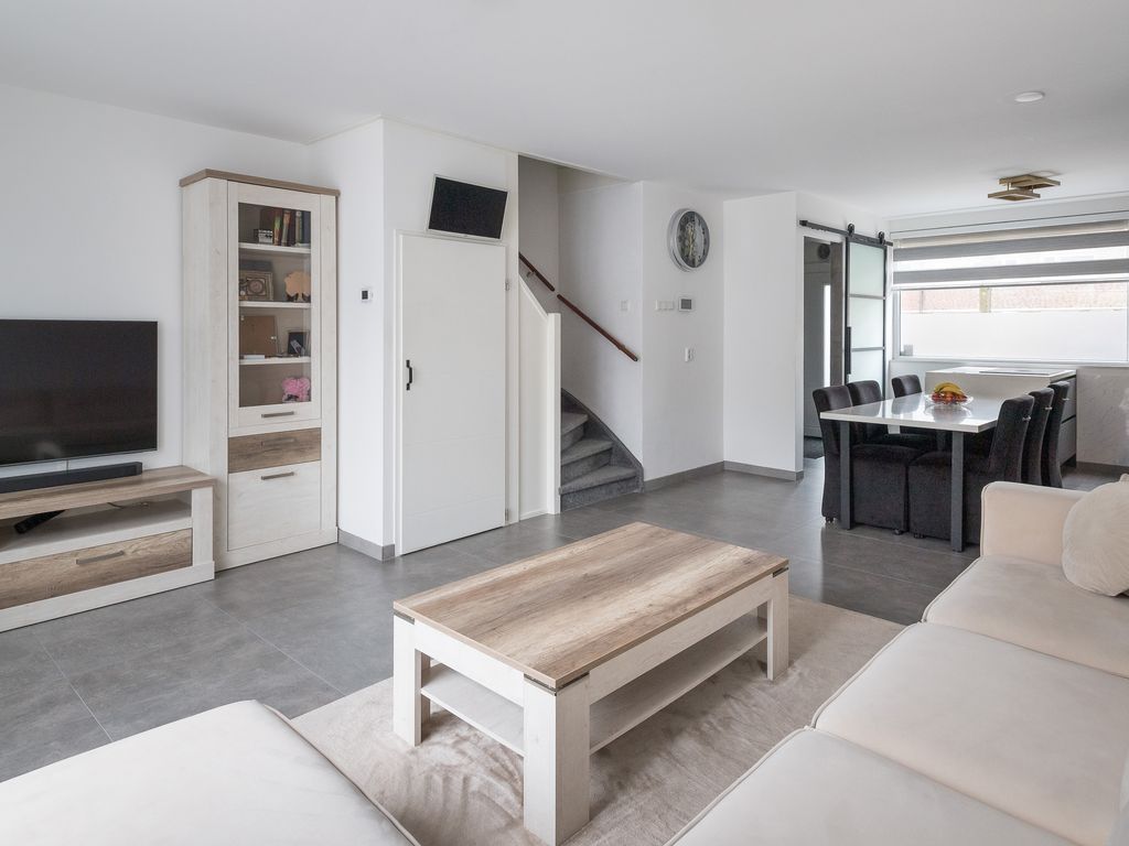 Schinnenbaan 54, Rotterdam