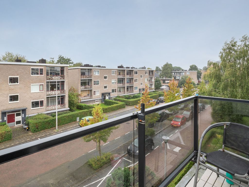Jhr D Savornin Lohmanstr 18, Ridderkerk