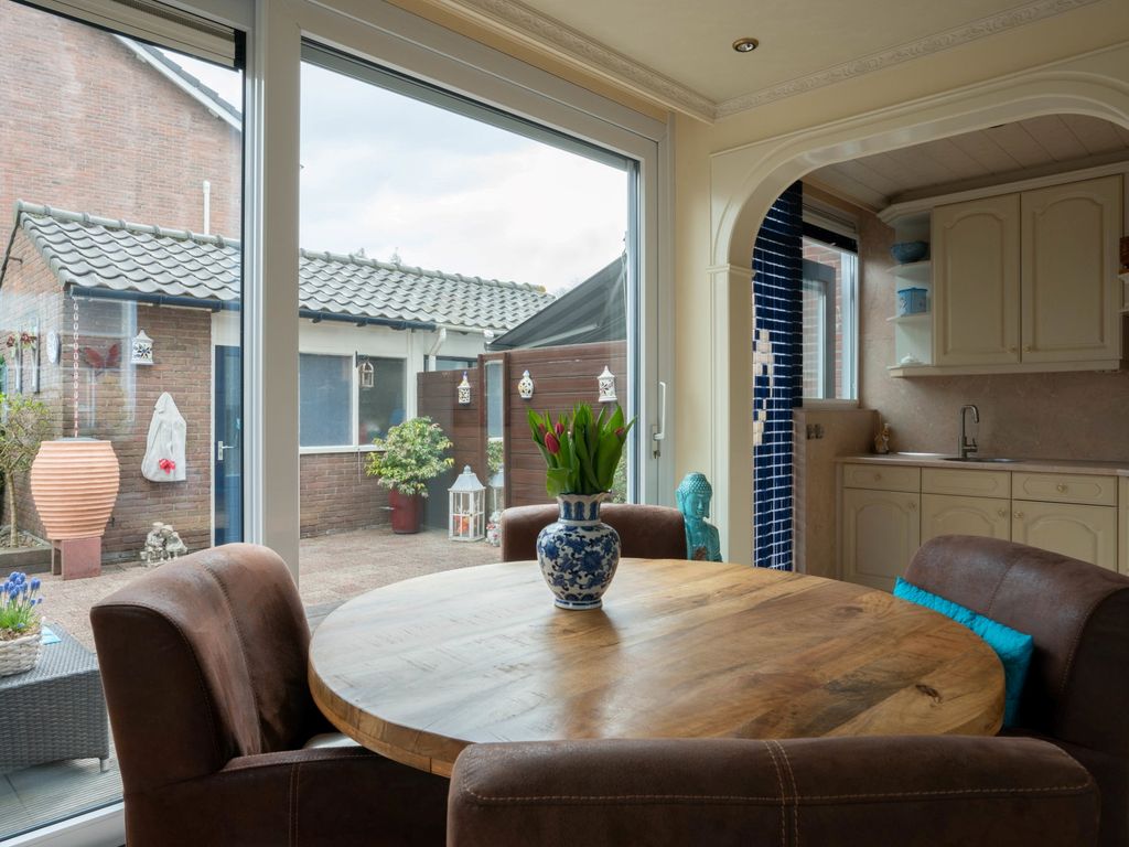 Graaf Florisstraat 1, Ridderkerk