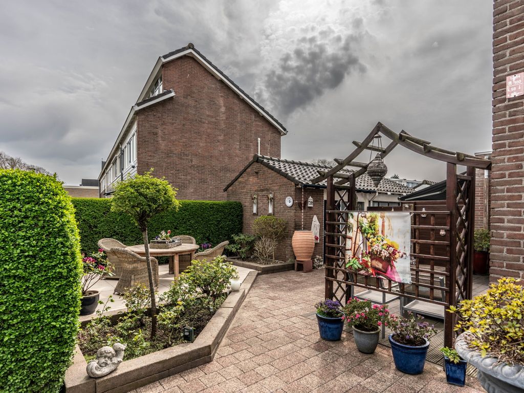 Graaf Florisstraat 1, Ridderkerk