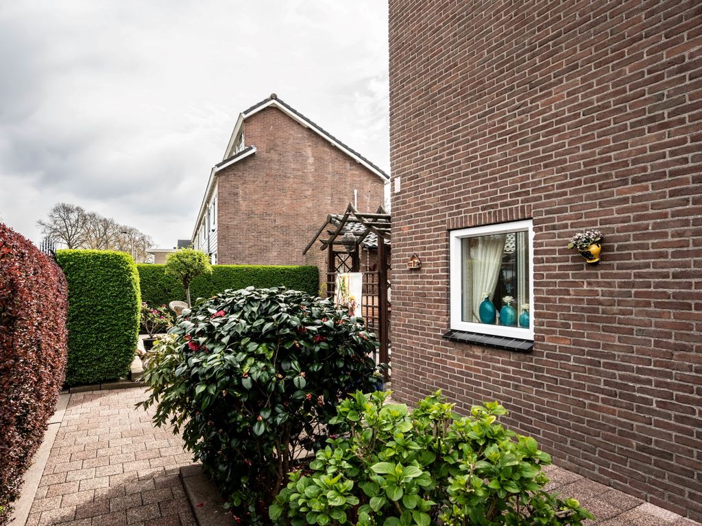 Graaf Florisstraat 1, Ridderkerk