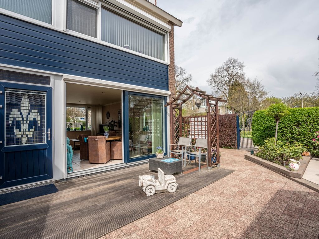 Graaf Florisstraat 1, Ridderkerk