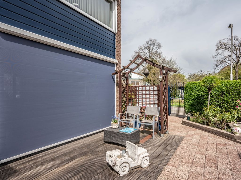 Graaf Florisstraat 1, Ridderkerk