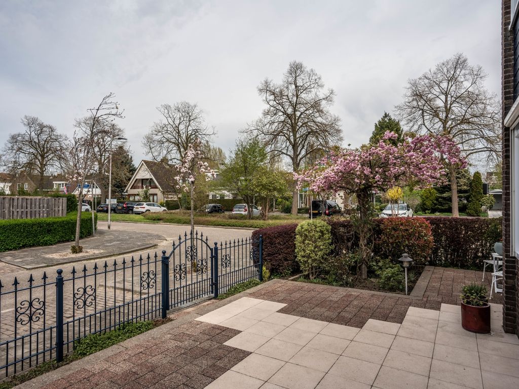 Graaf Florisstraat 1, Ridderkerk