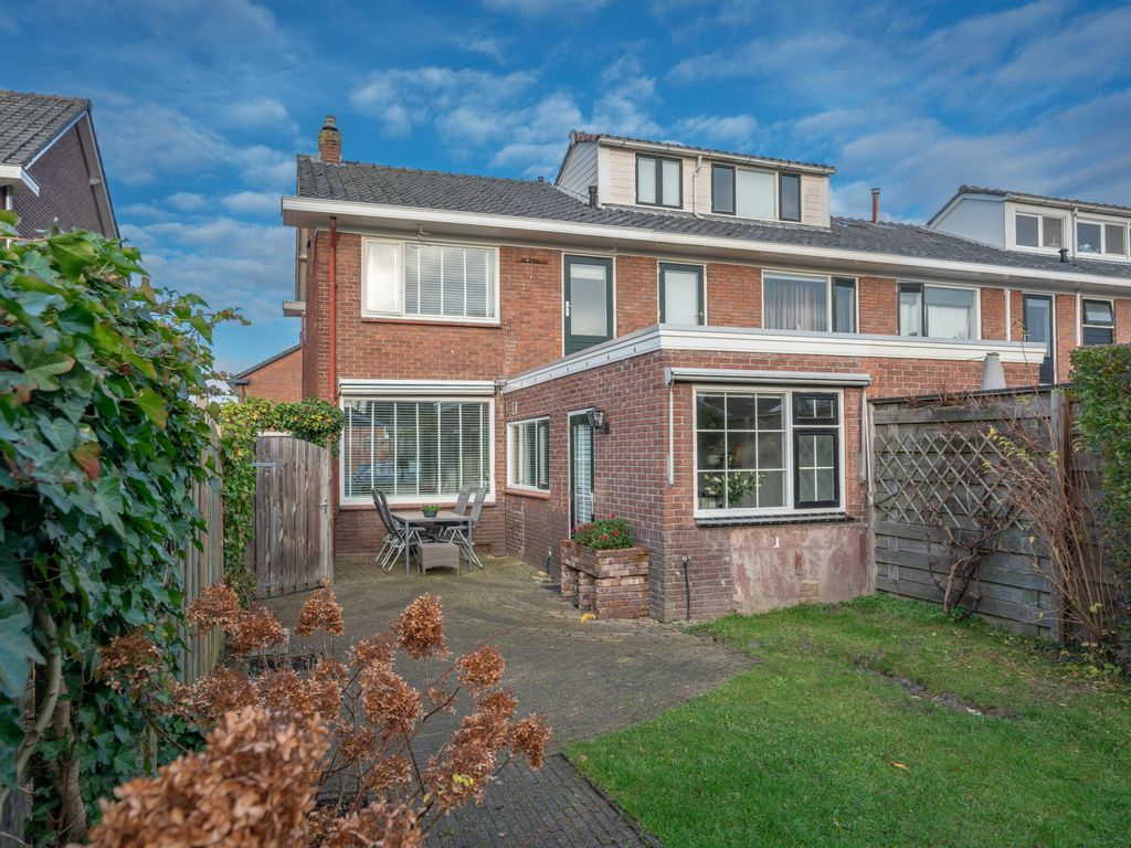 Graaf Adolfstraat 23, Ridderkerk