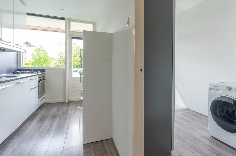 Van Anrooystraat 27