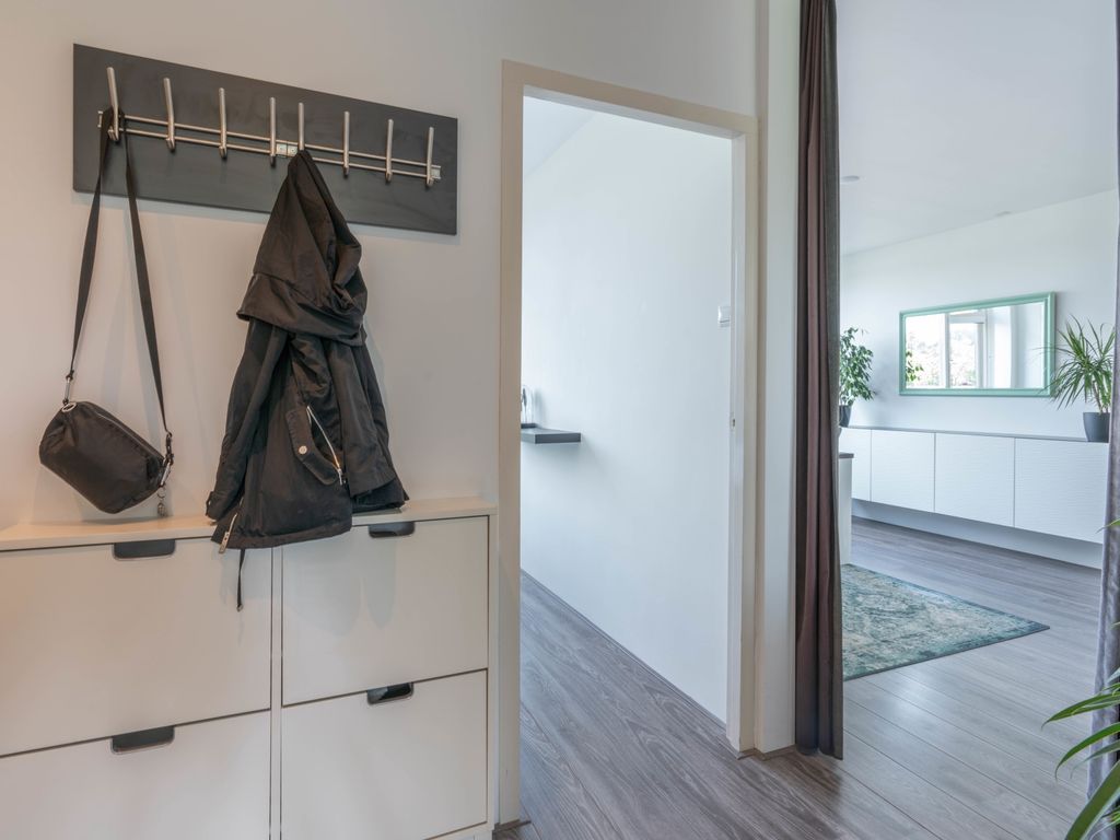 Van Anrooystraat 27, Ridderkerk