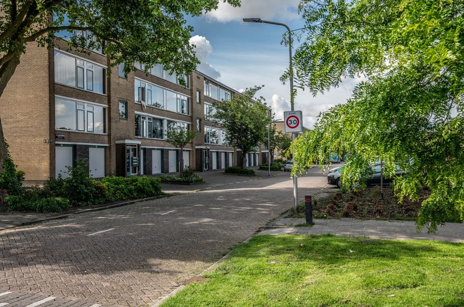Van Anrooystraat 27
