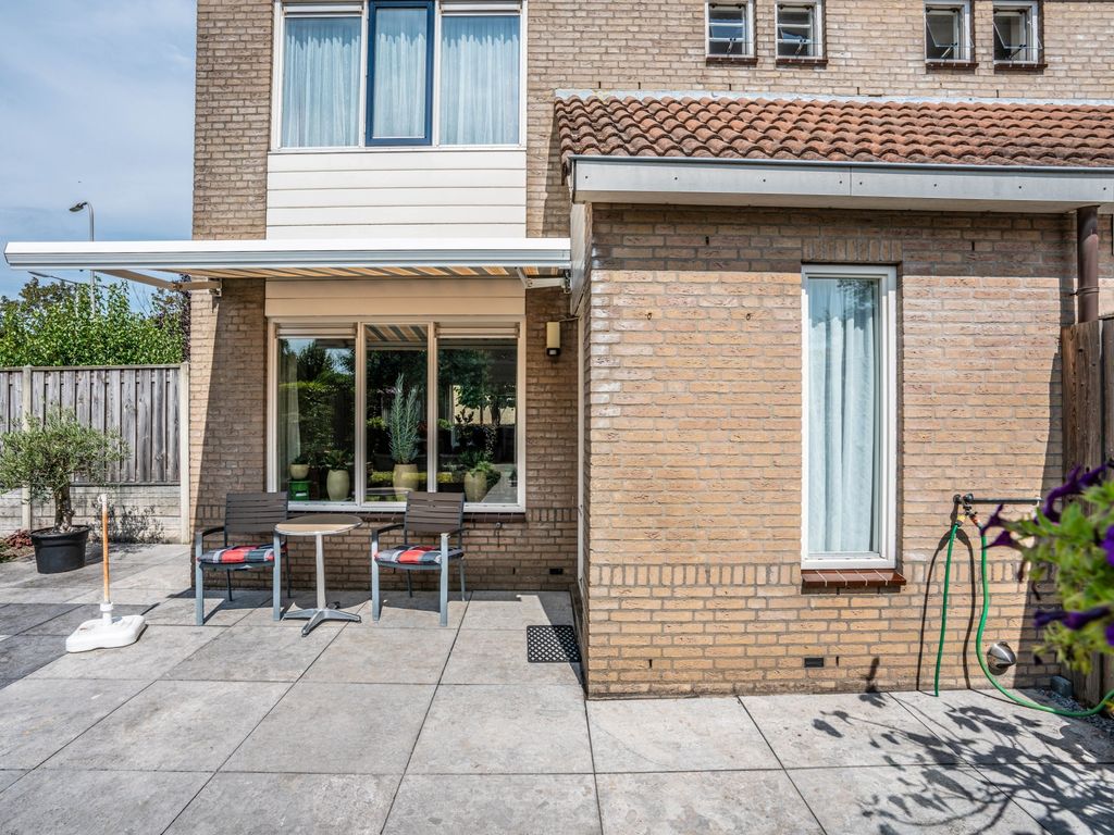 Tarbot 6, Ridderkerk