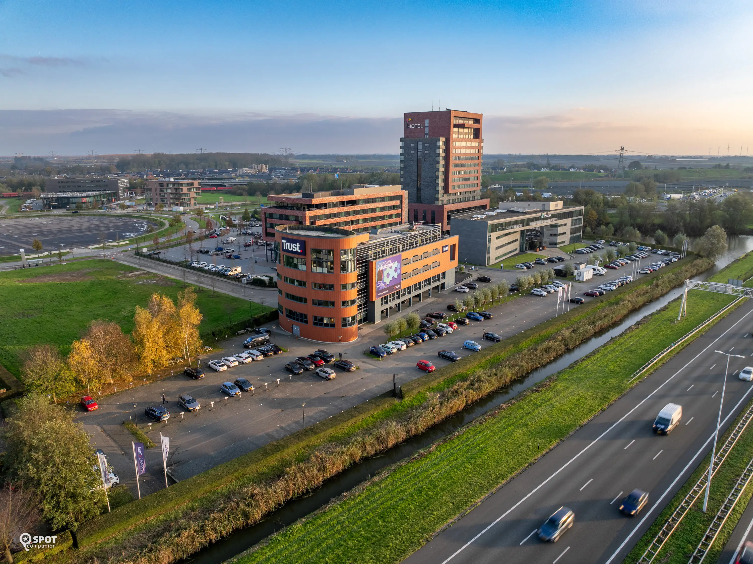 Nieuwe huurders voor Laan van Barcelona 600 in Dordrecht