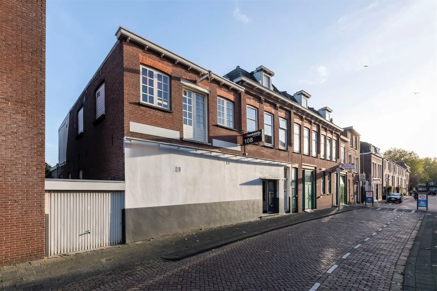 Voormalige timmerfabriek in Dordrecht verkocht ten behoeve van een herontwikkeling naar woningen