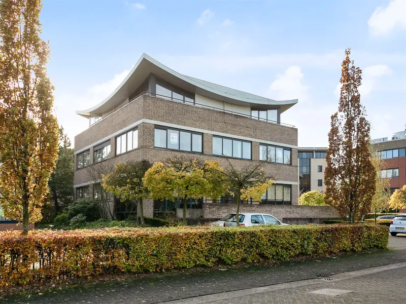 Administratiekantoor Van Geel huurt ca. 650 m2 kantoorruimte op kantorenpark Hoevestein te Oosterhout