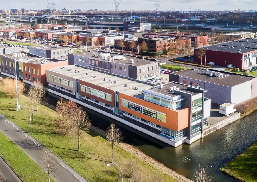 Summa Vastgoed koopt 9 bedrijfsobjecten in de regio Rotterdam