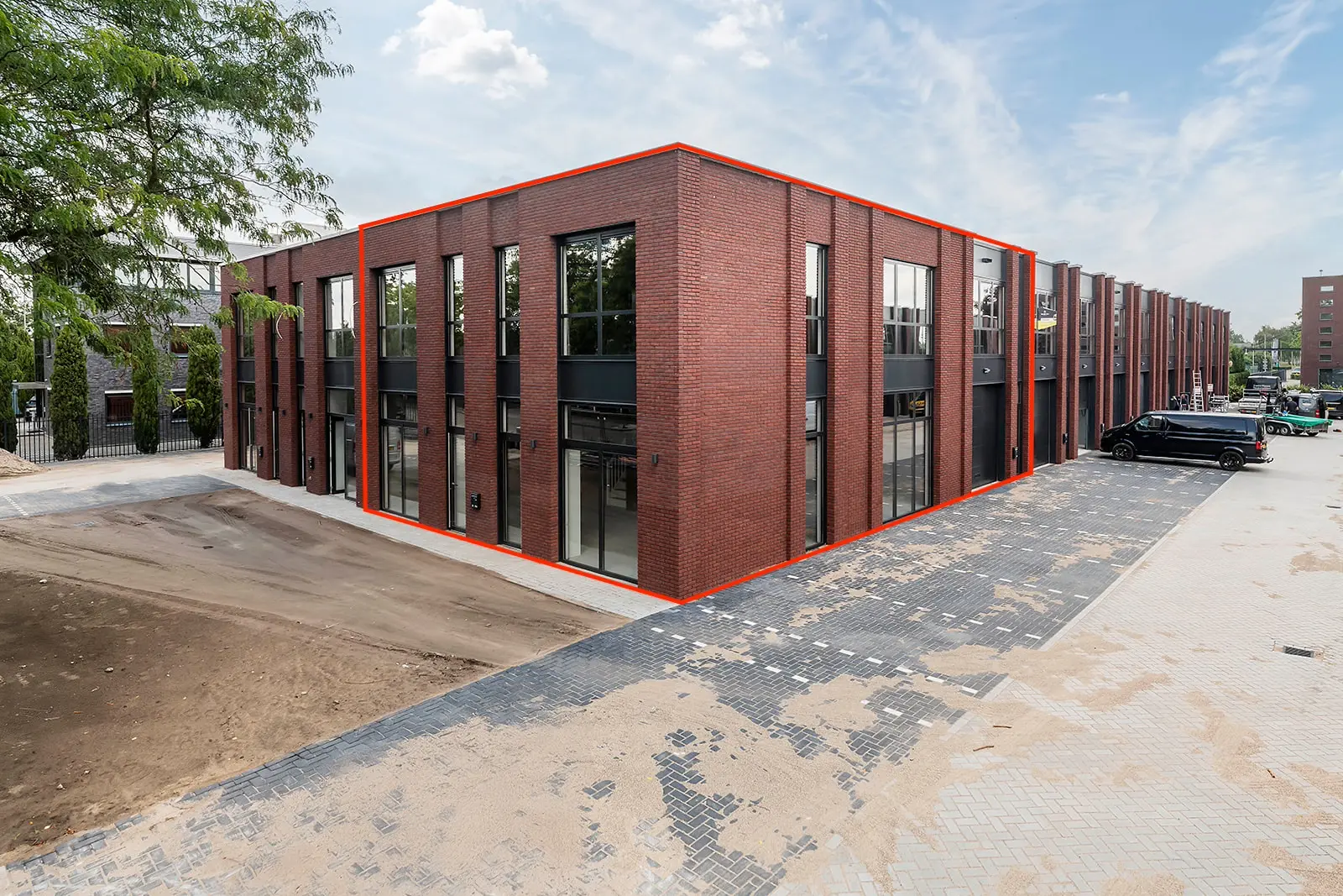 Multinational Hummel huurt circa 410 m2 op Businesspark in Etten-Leur